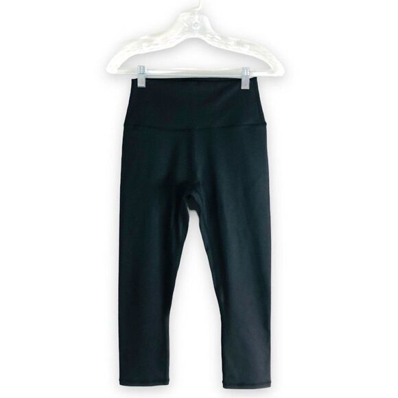 Zyia Active‎ High Rise Cropped Capri Leggings 6-8 Black Athleisure - Picture 1 of 10